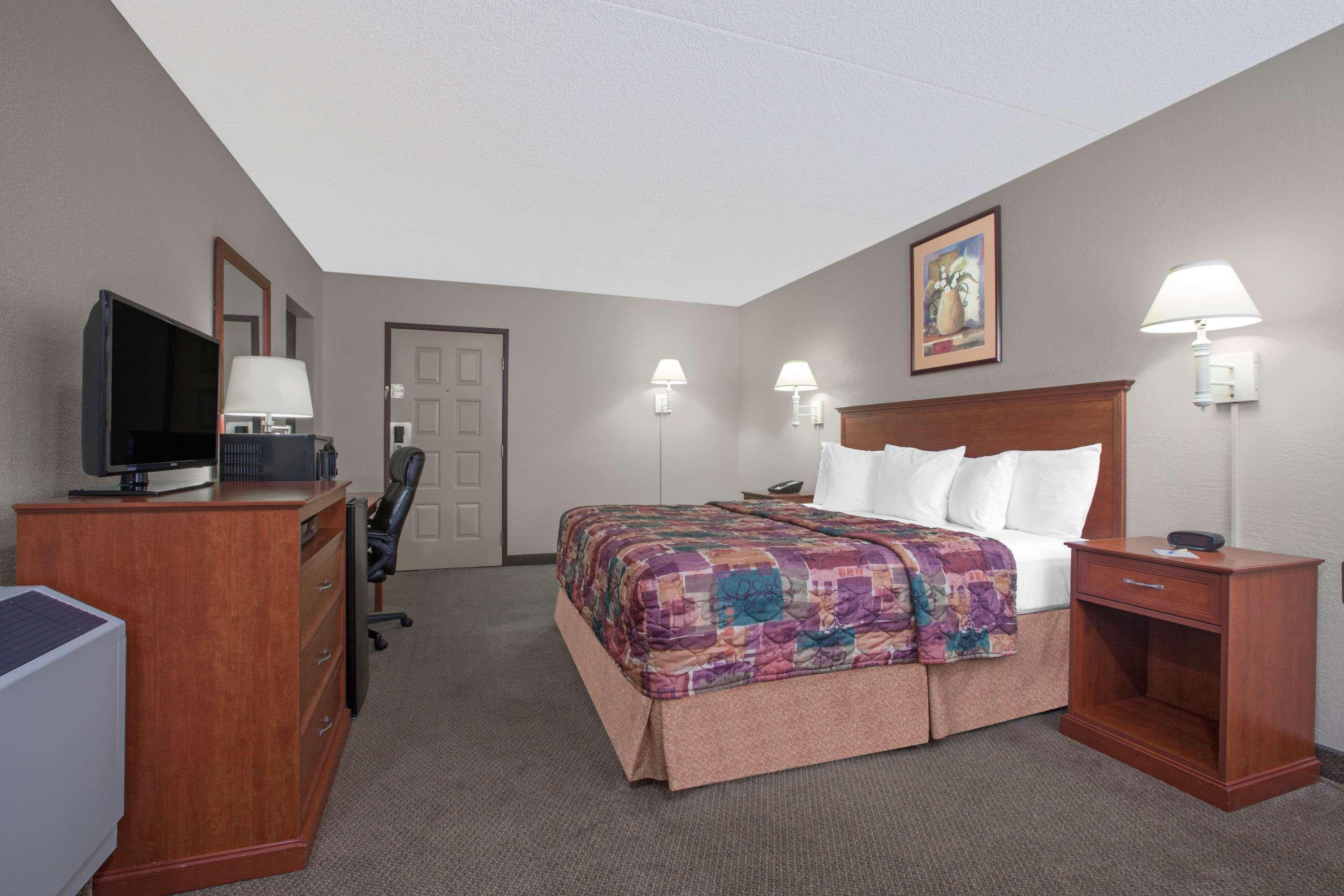 Days Inn By Wyndham Casper Zewnętrze zdjęcie